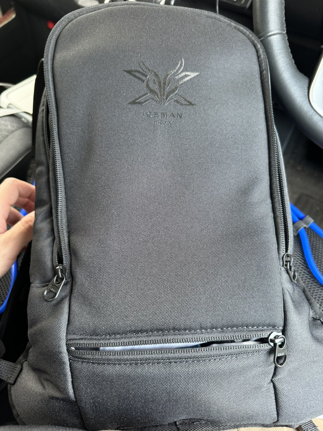 手持ちの水冷服 ICEMAN PRO-X